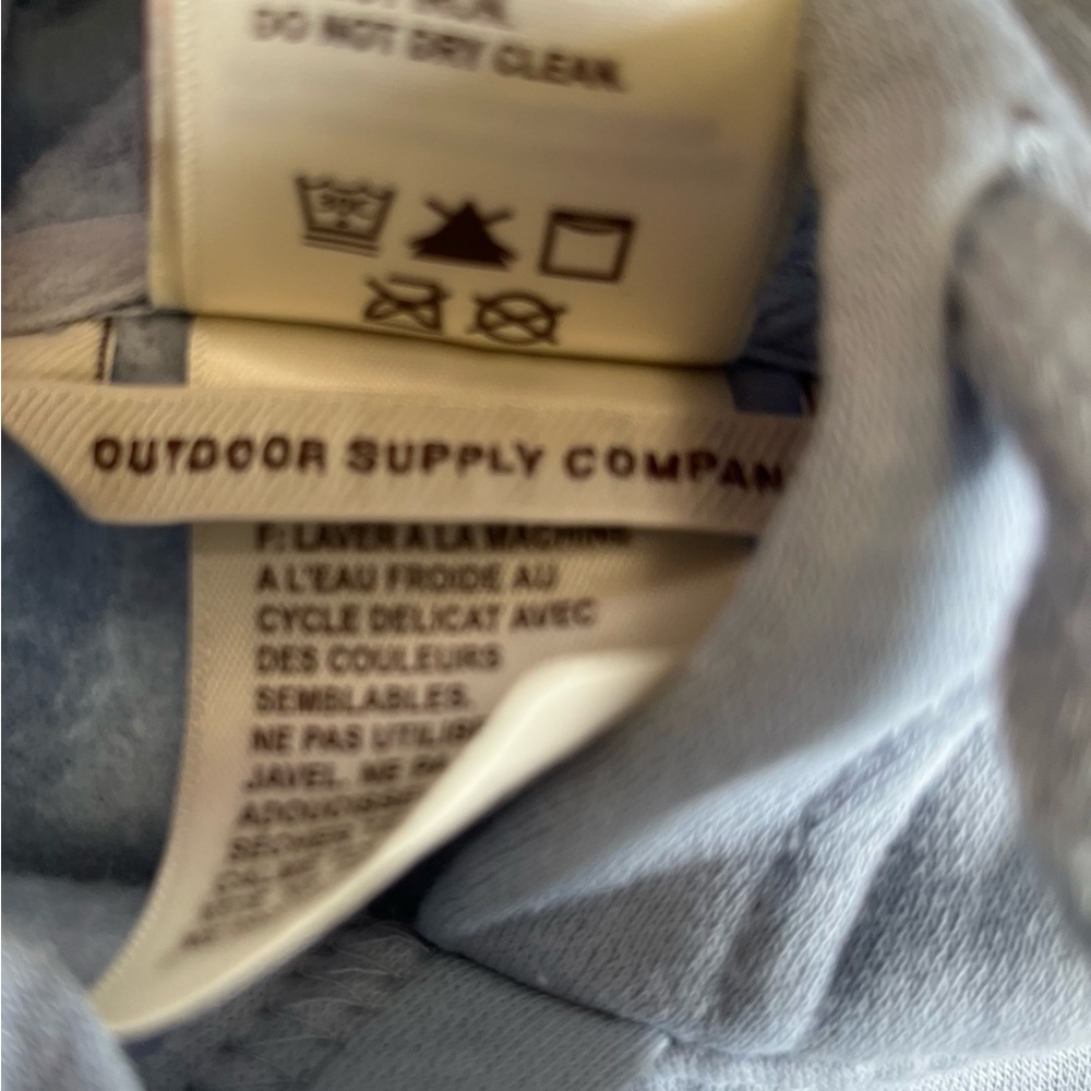 Avalanche Light Blue Hoodie size medium - Picture 2 of 5